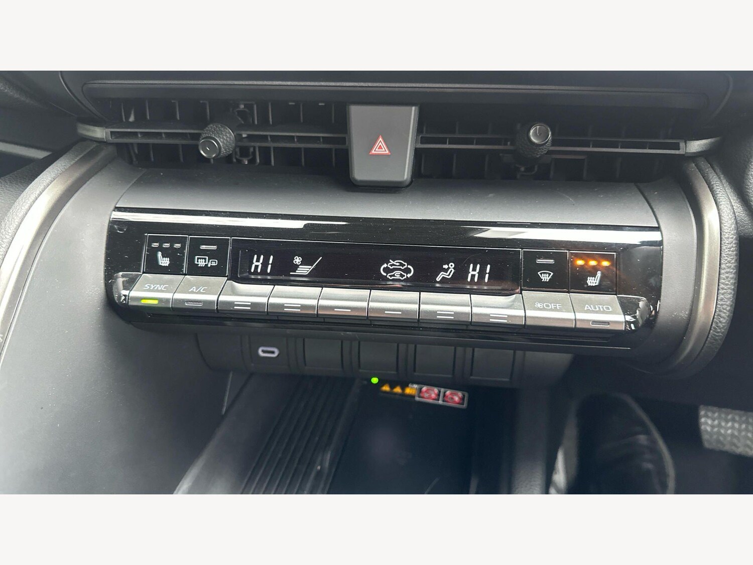 Used Toyota C-HR 2025 for sale - 78062736: Photo 24