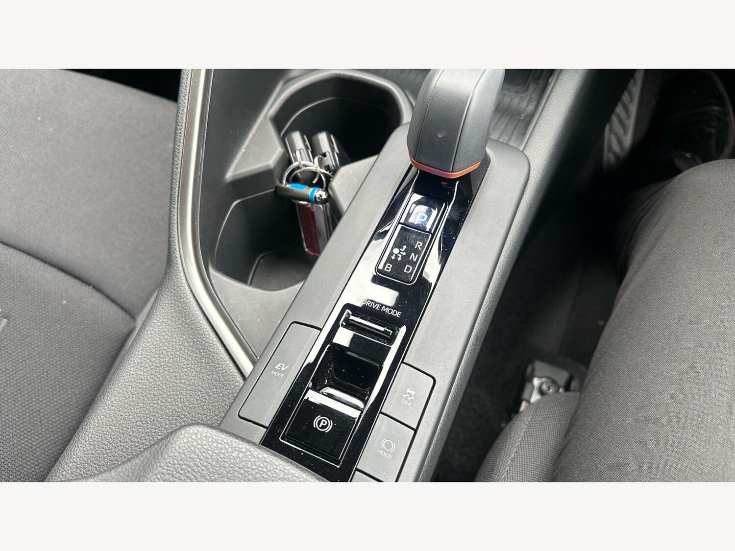 Used Toyota C-HR 2025 for sale - 78062736: Photo 25