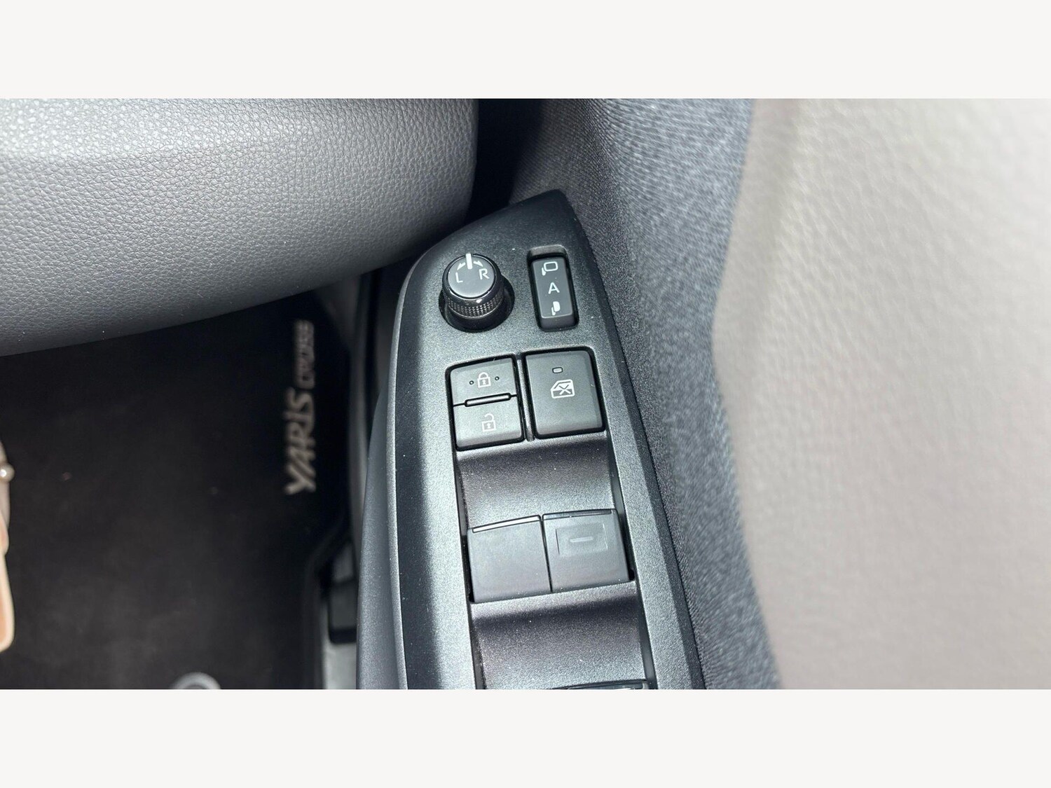 Used Toyota Yaris Cross 2024 for sale - 78034453: Photo 22