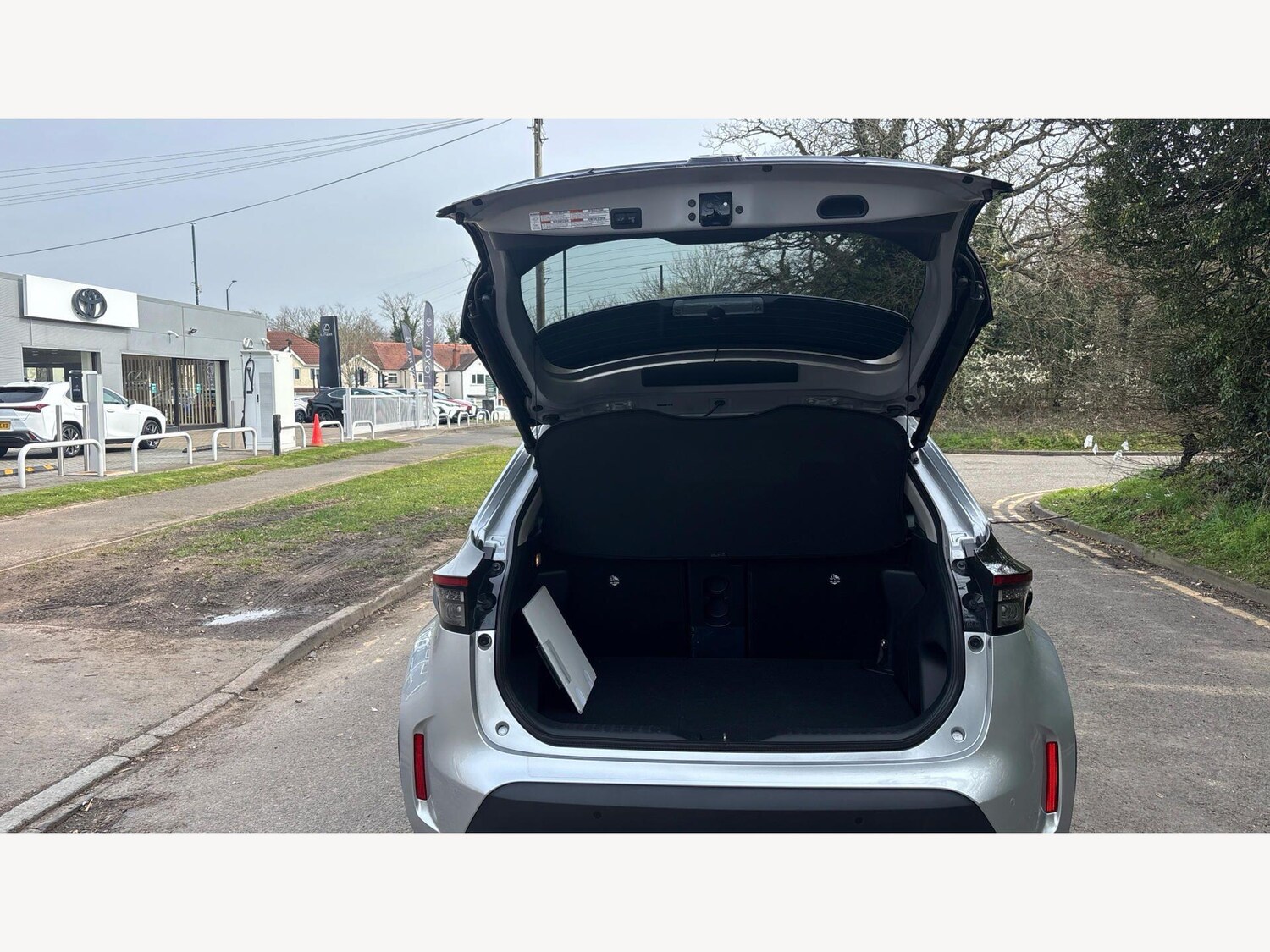 Used Toyota Yaris Cross 2024 for sale - 78034453: Photo 27