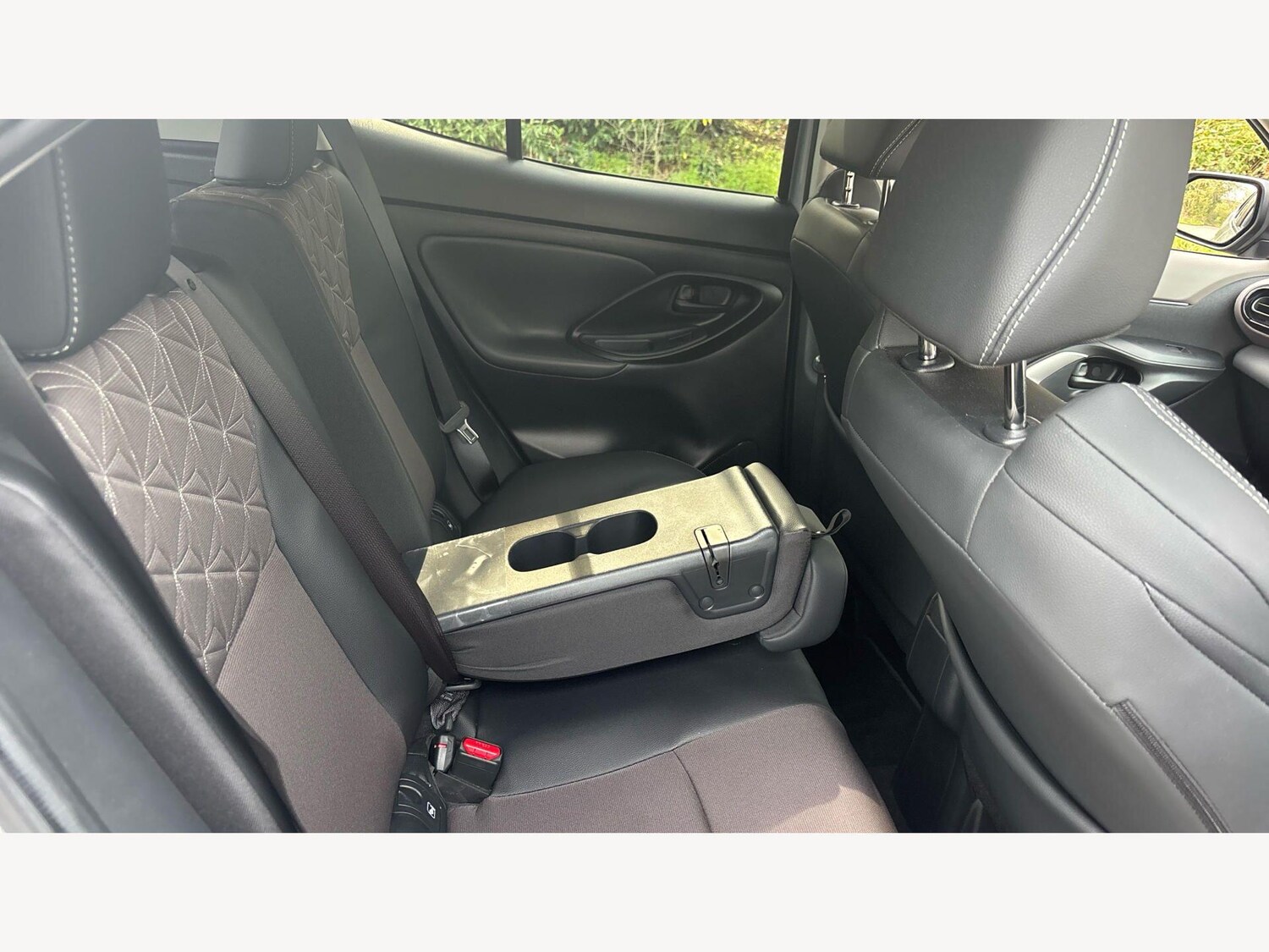 Used Toyota Yaris Cross 2024 for sale - 78034453: Photo 31