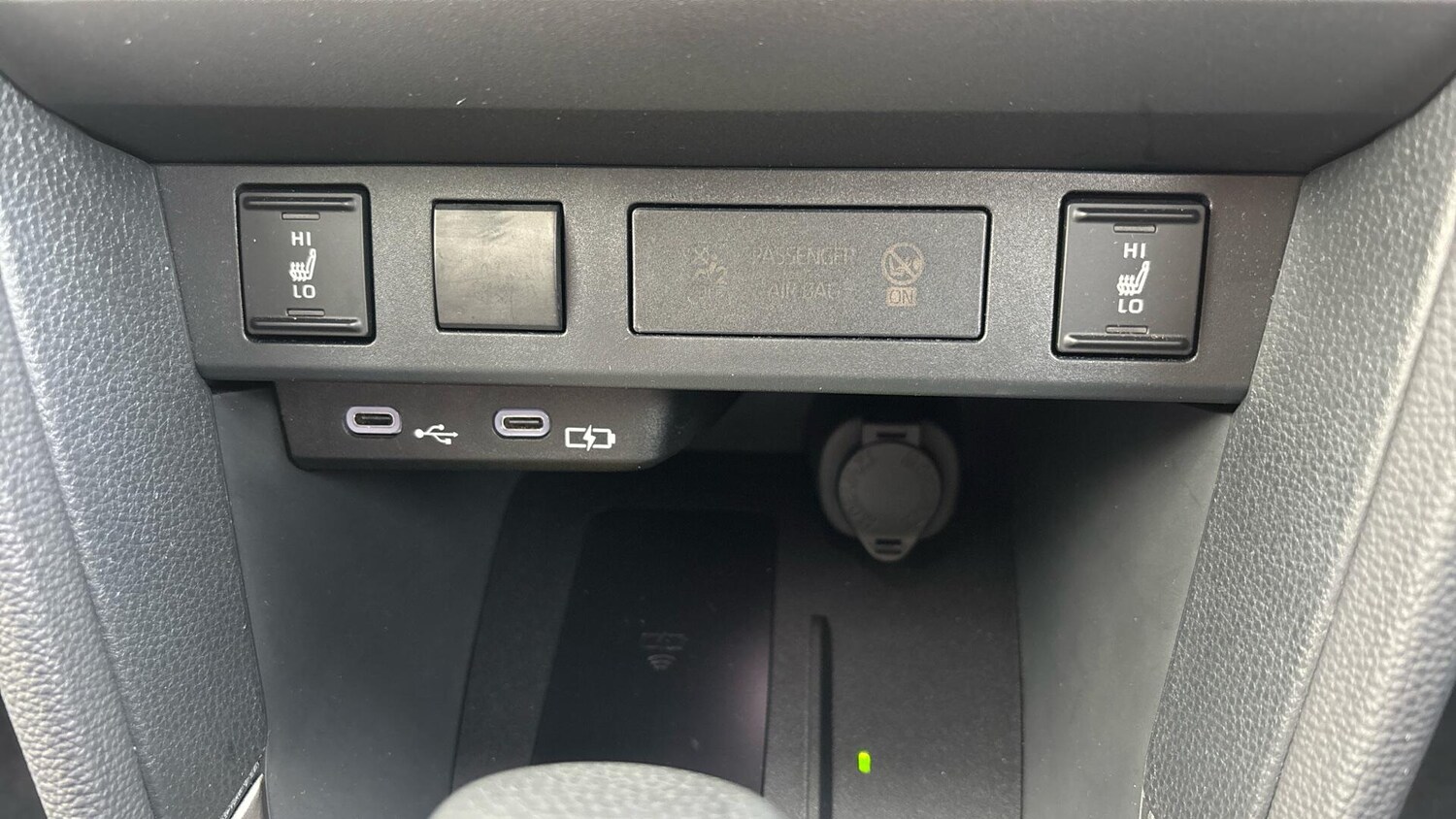 Used Toyota Yaris Cross 2024 for sale - 78034453: Photo 34