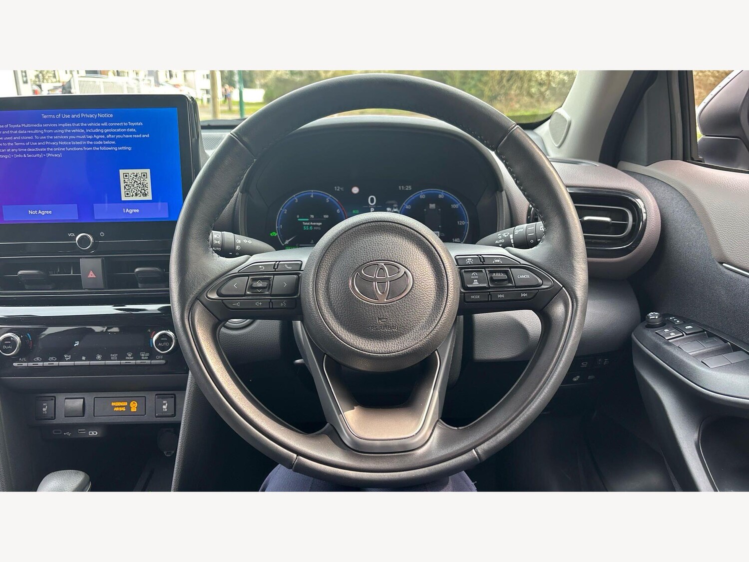 Used Toyota Yaris Cross 2024 for sale - 78034453: Photo 8