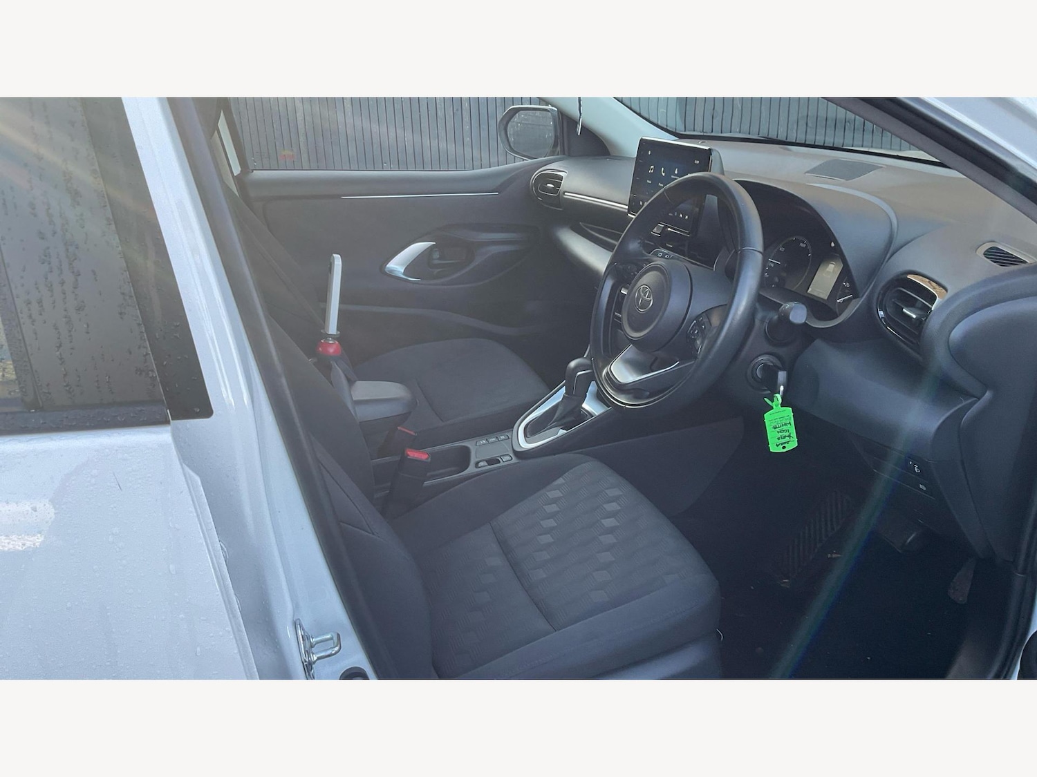 Used Toyota Yaris 2024 for sale - 77395815: Photo 13