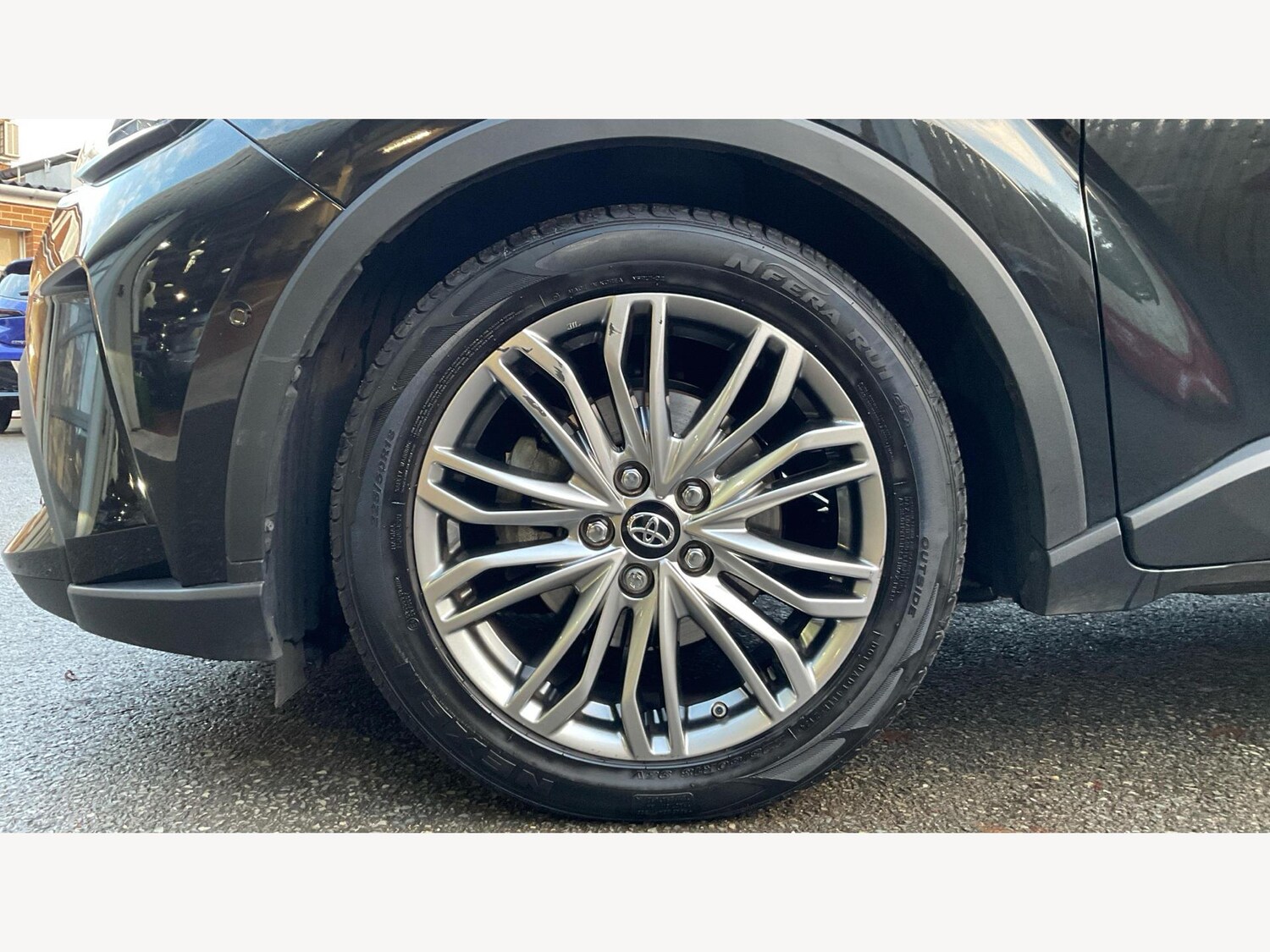 Used Toyota C-HR 2023 for sale - 76952727: Photo 20