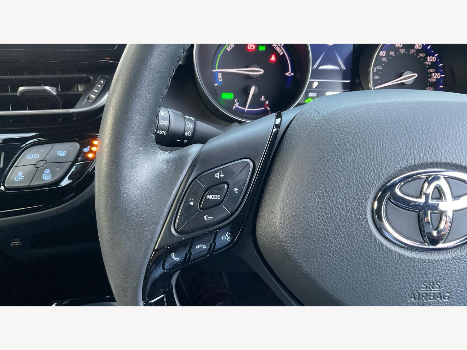 Used Toyota C-HR 2023 for sale - 76952727: Photo 26