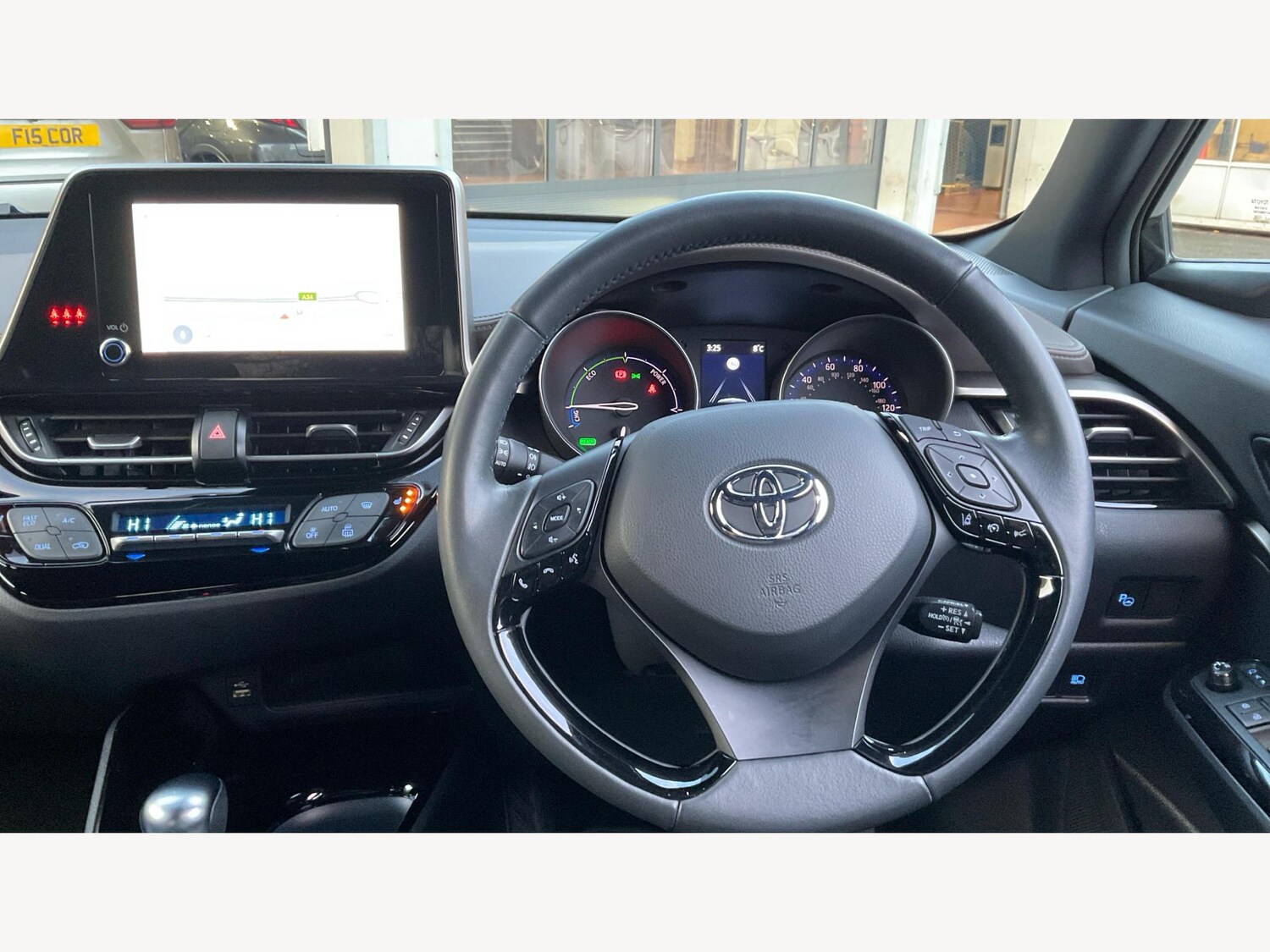 Used Toyota C-HR 2023 for sale - 76952727: Photo 8