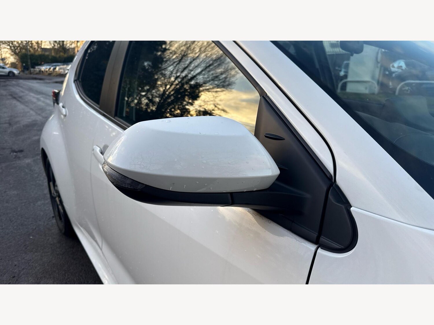 Used Toyota Yaris 2024 for sale - 77400506: Photo 30