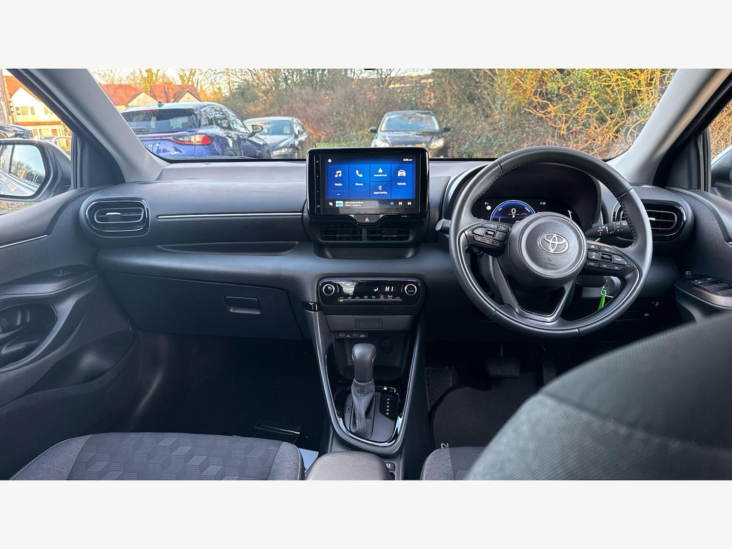 Used Toyota Yaris 2024 for sale - 77400506: Photo 7