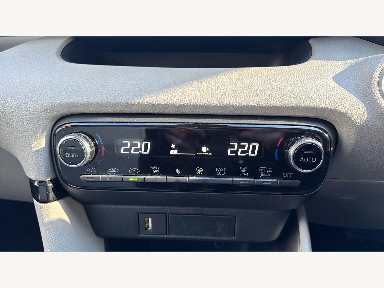 Used Toyota Yaris 2022 for sale - 77586692: Photo 30