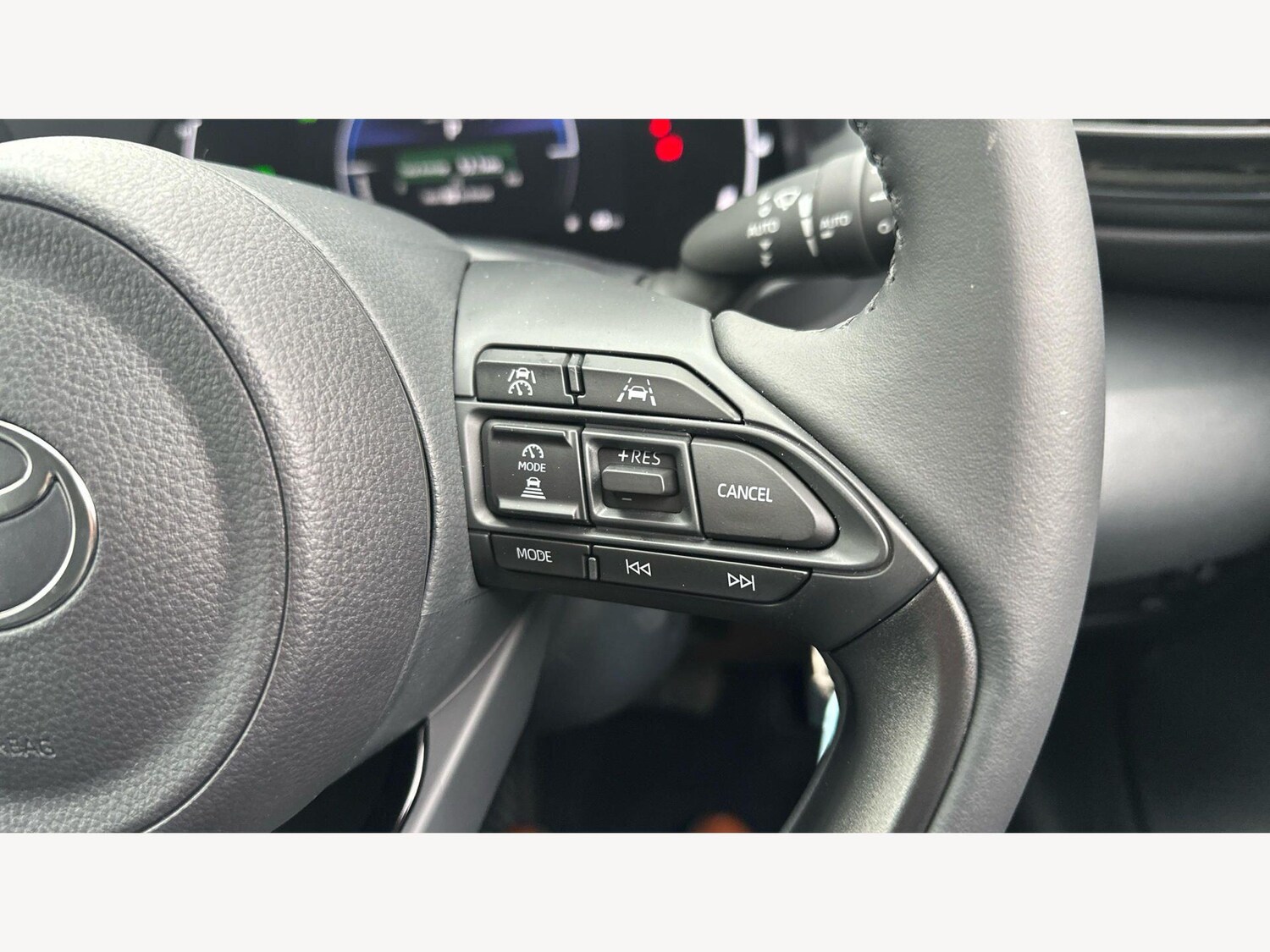 Used Toyota Yaris for sale - 77808566: Photo 24