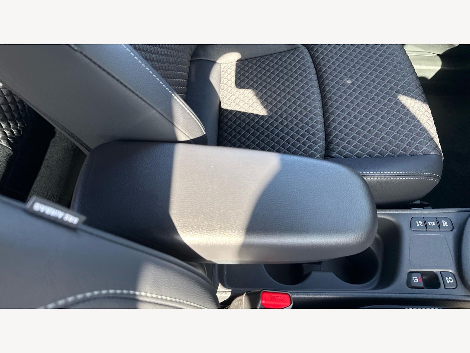 Used Toyota Yaris 2025 for sale - 78204788: Photo 20