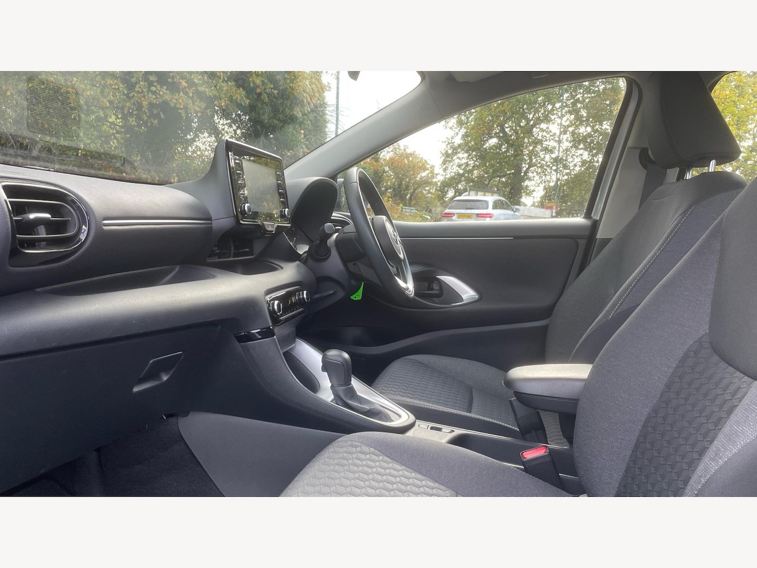 Used Toyota Yaris 2023 for sale - 76326842: Photo 12