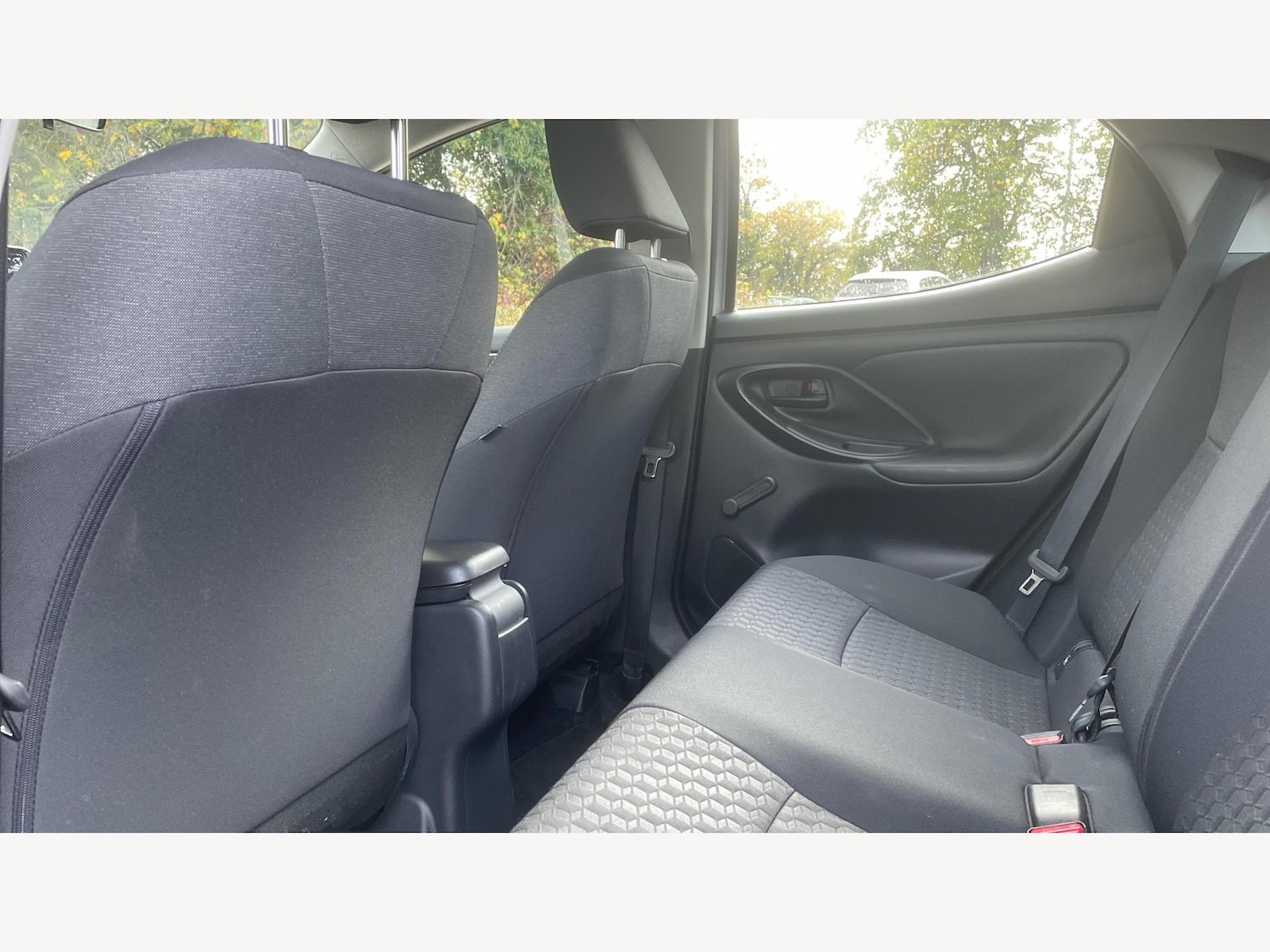 Used Toyota Yaris 2023 for sale - 76326842: Photo 15