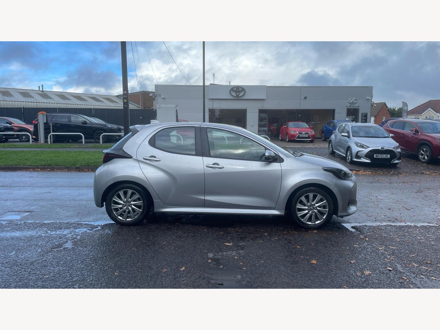 Used Toyota Yaris 2023 for sale - 76326842: Photo 18