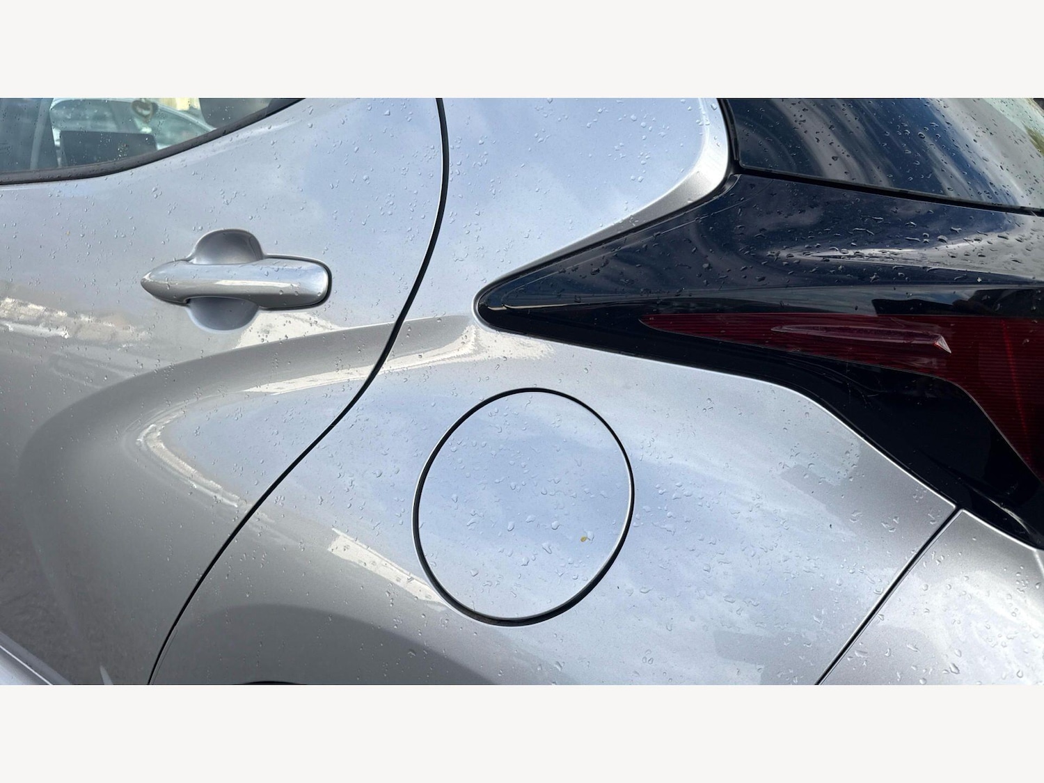 Used Toyota Yaris for sale - 78204961: Photo 24