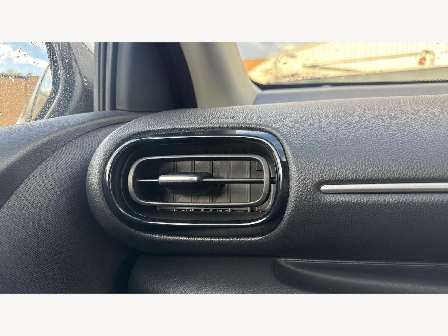 Used Toyota Yaris for sale - 78204961: Photo 35