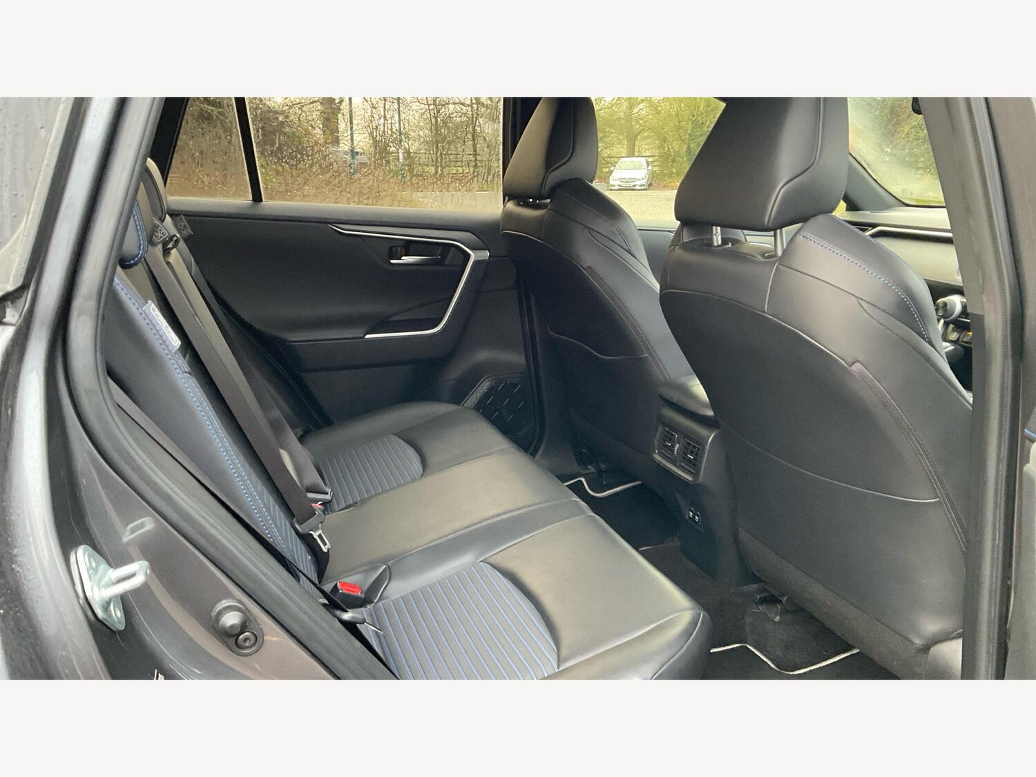 Used Toyota RAV4 2019 for sale - 77255256: Photo 14