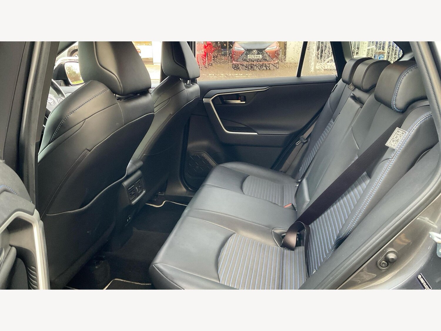 Used Toyota RAV4 2019 for sale - 77255256: Photo 15
