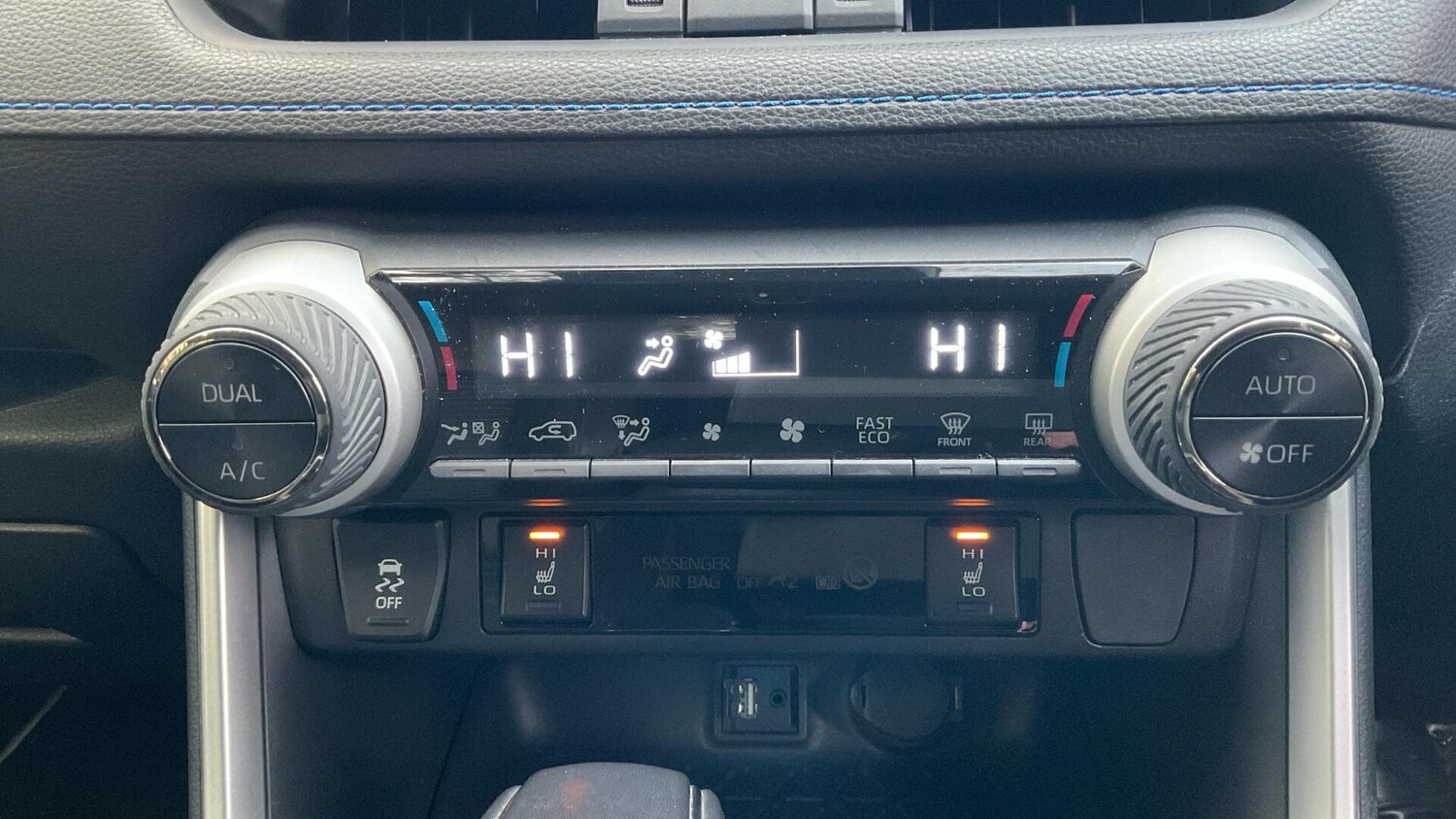 Used Toyota RAV4 2019 for sale - 77255256: Photo 33