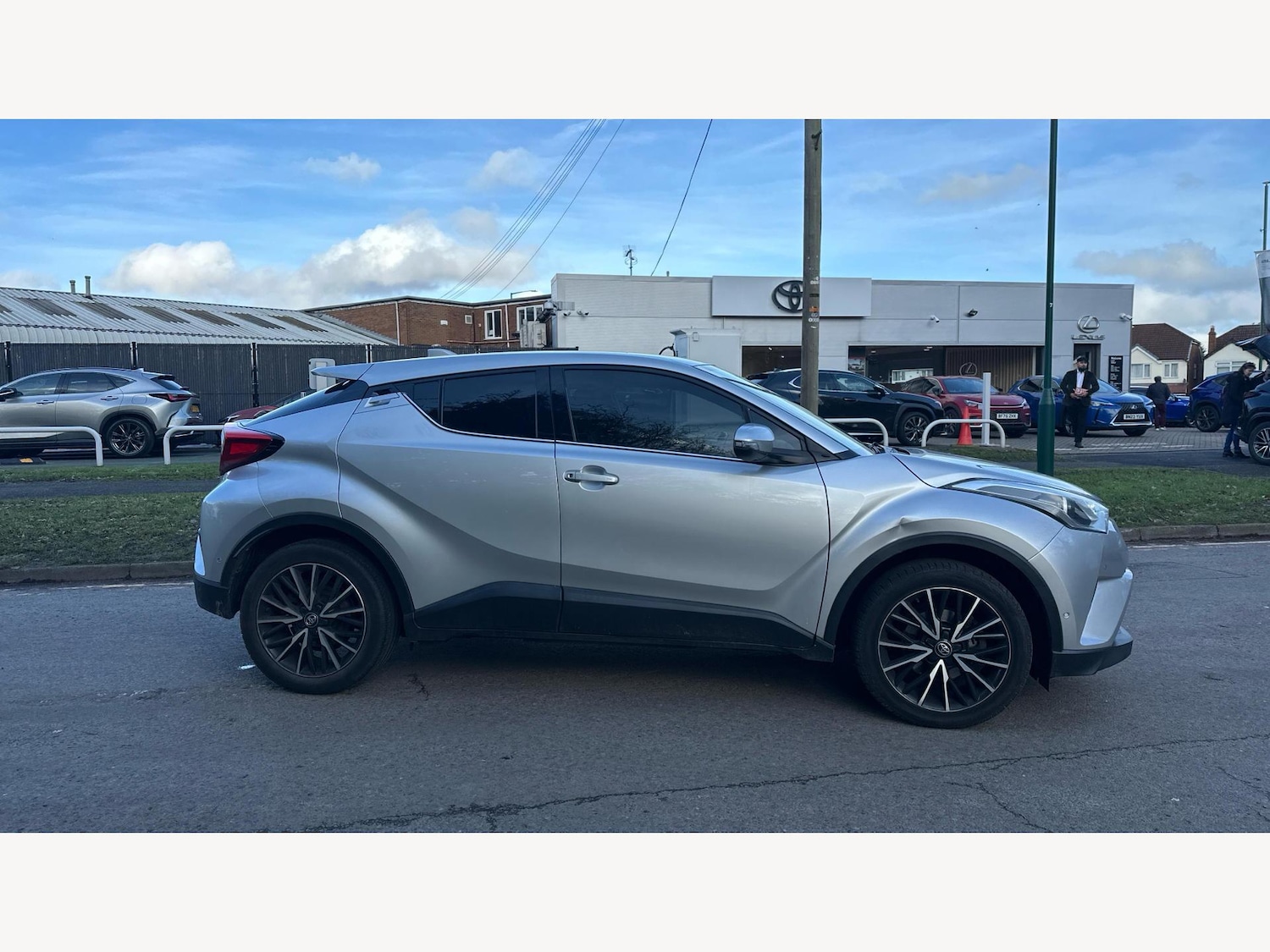 Used Toyota C-HR 2017 for sale - 77400798: Photo 18