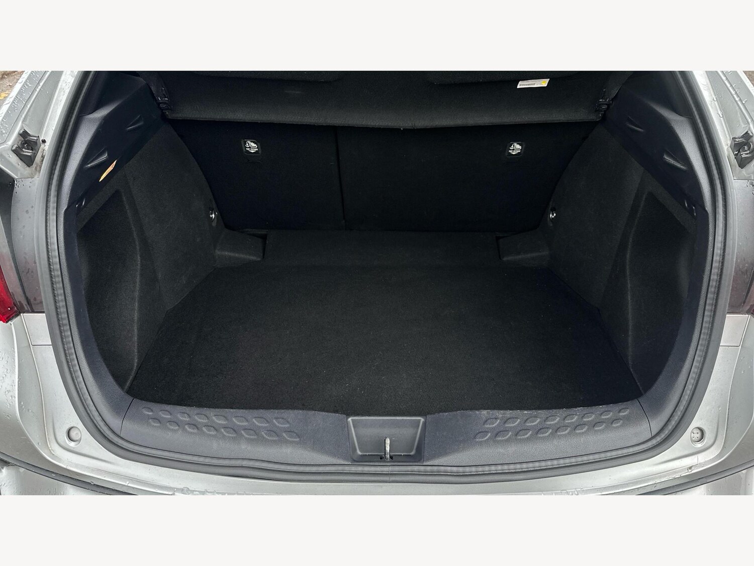 Used Toyota C-HR 2017 for sale - 77400900: Photo 16