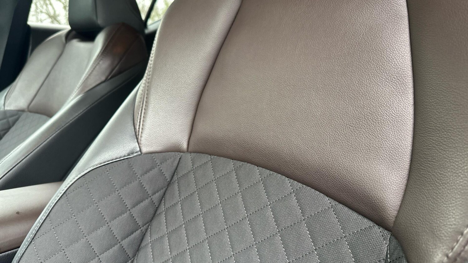 Used Toyota C-HR 2017 for sale - 77400900: Photo 33