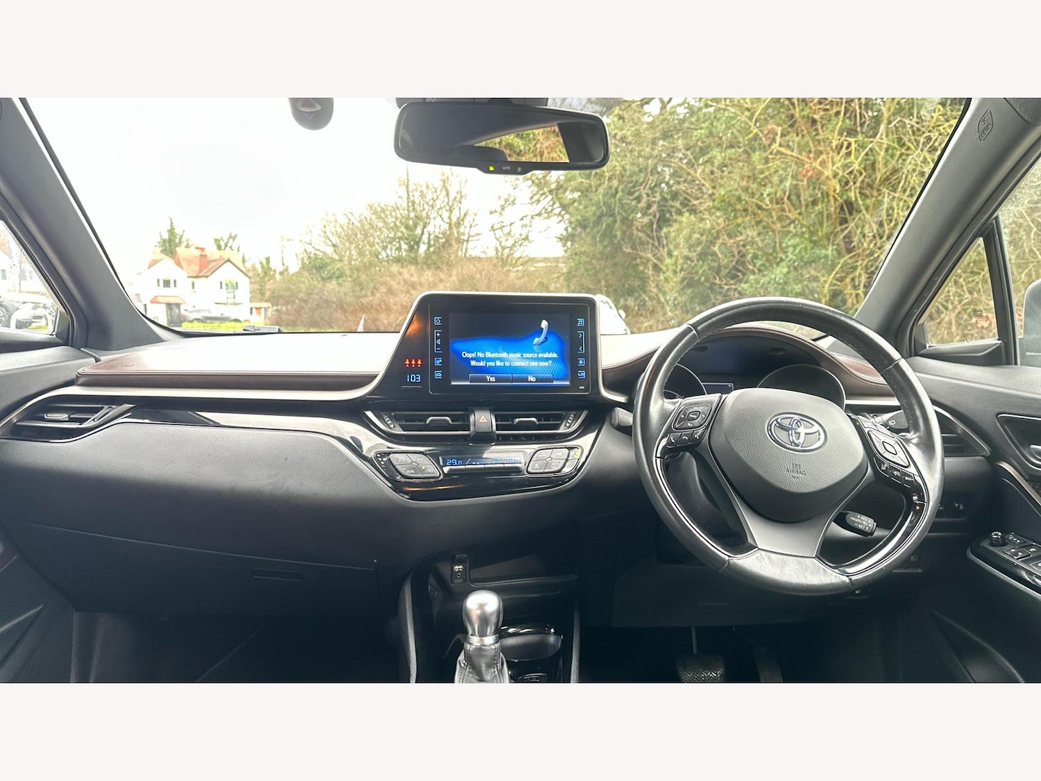 Used Toyota C-HR 2017 for sale - 77400900: Photo 7