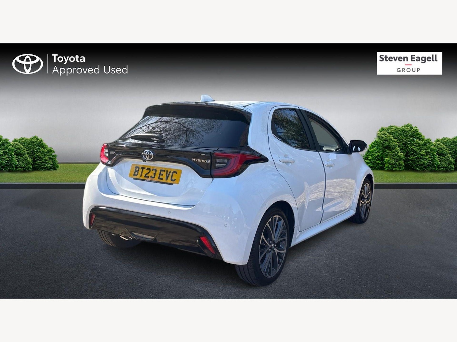 Used Toyota Yaris for sale - 77957180: Photo 2