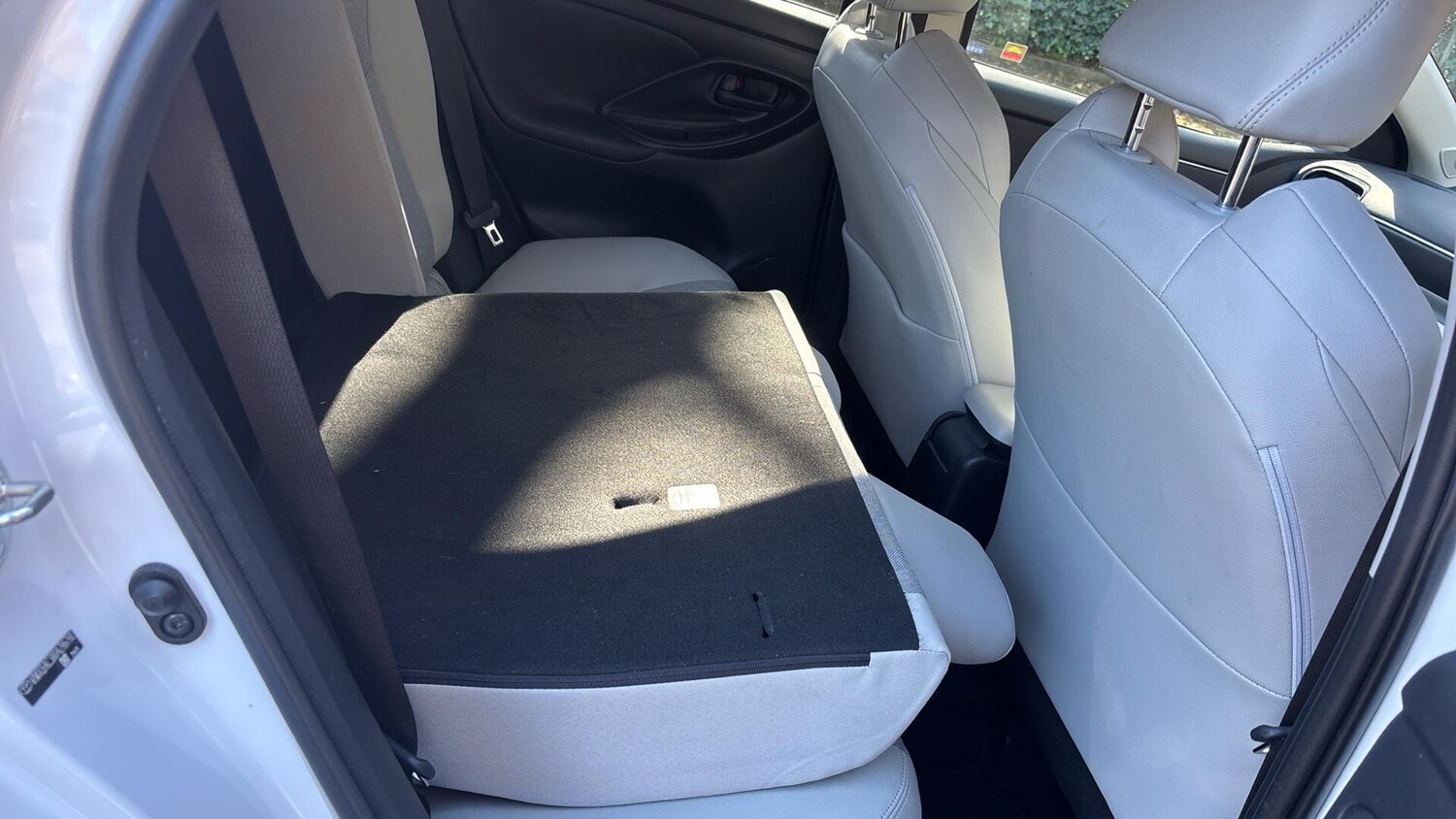 Used Toyota Yaris for sale - 77957180: Photo 38