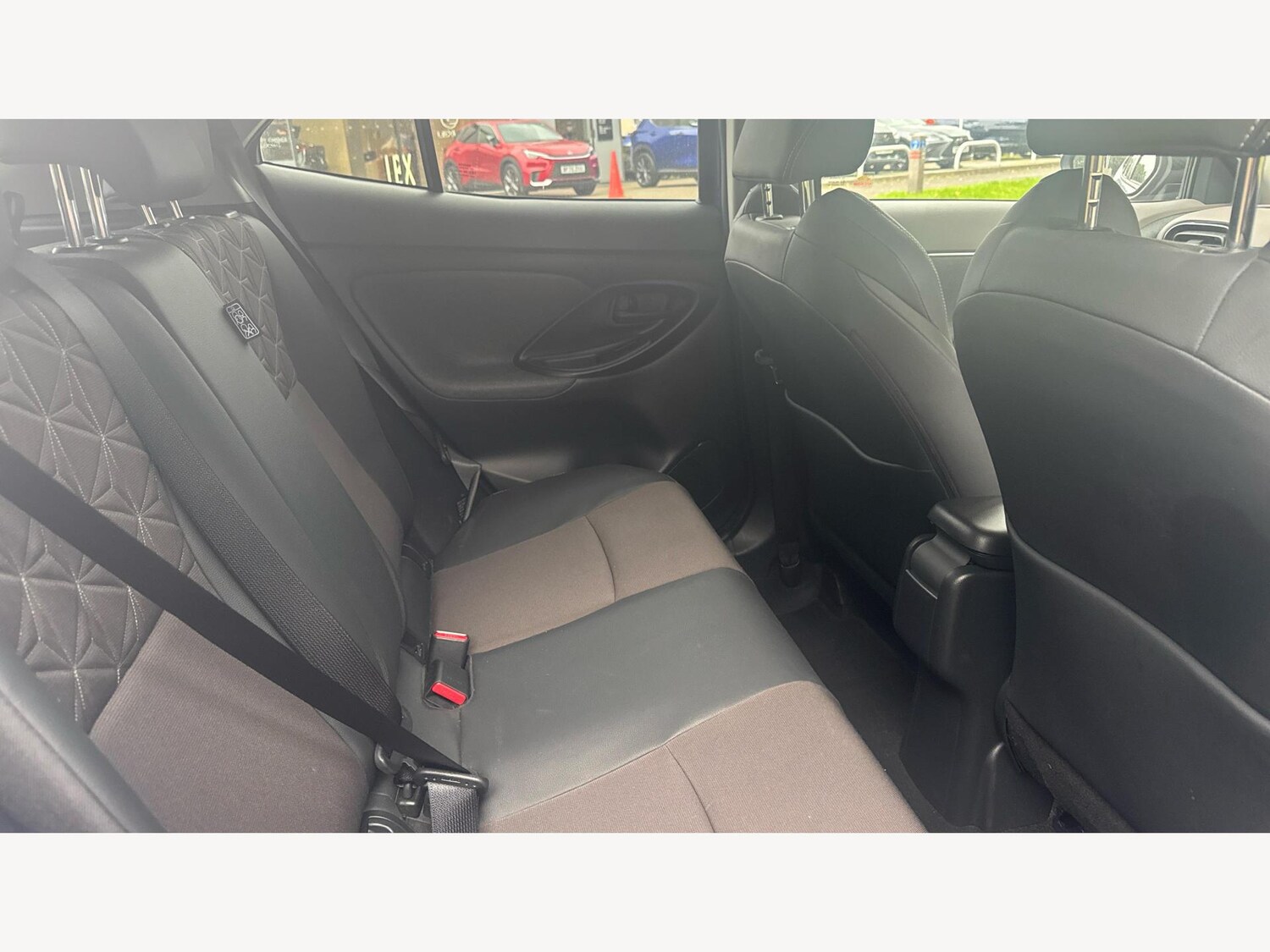 Used Toyota Yaris Cross 2022 for sale - 76167454: Photo 14