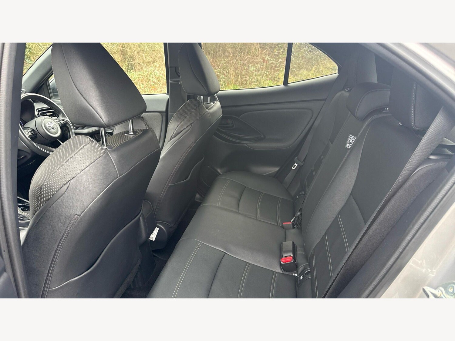 Used Toyota Yaris Cross 2022 for sale - 77637891: Photo 15