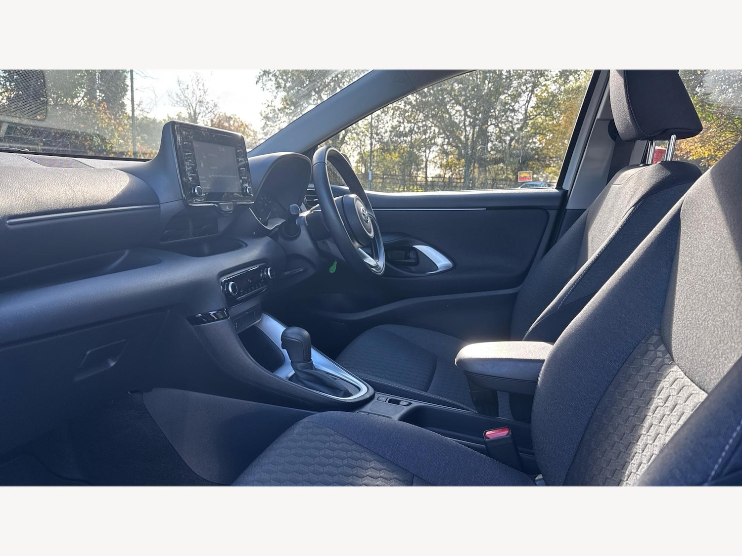 Used Toyota Yaris 2023 for sale - 76473711: Photo 12