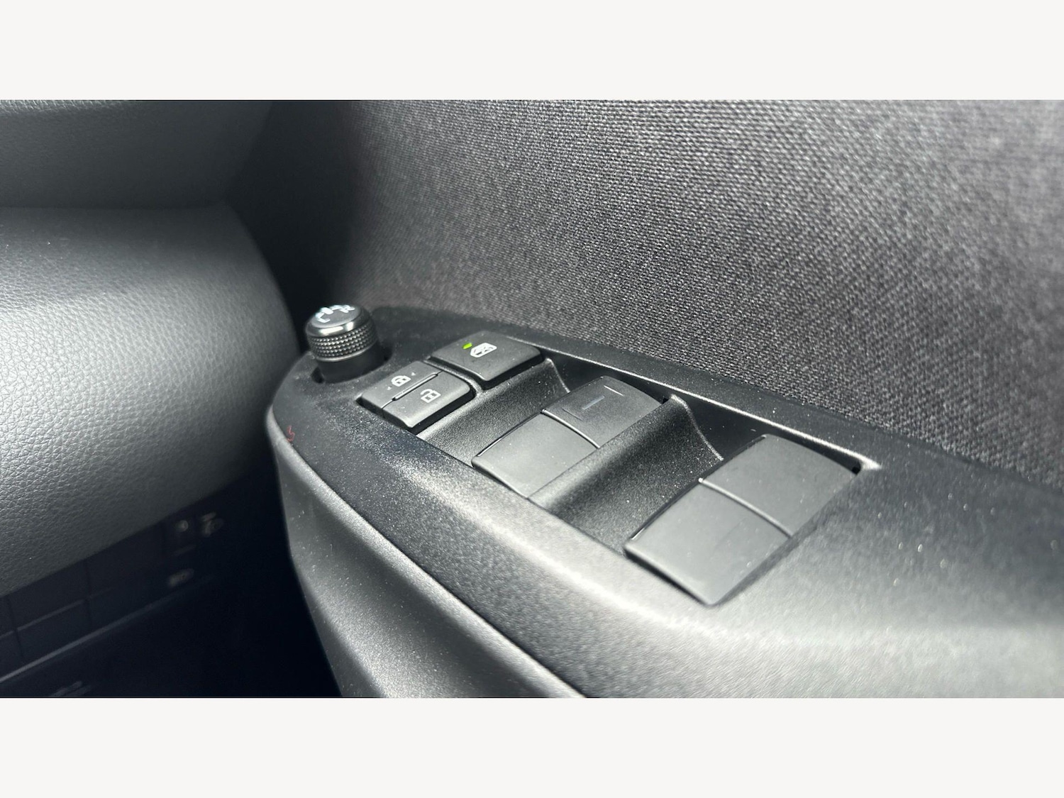 Used Toyota Yaris 2023 for sale - 78062600: Photo 27