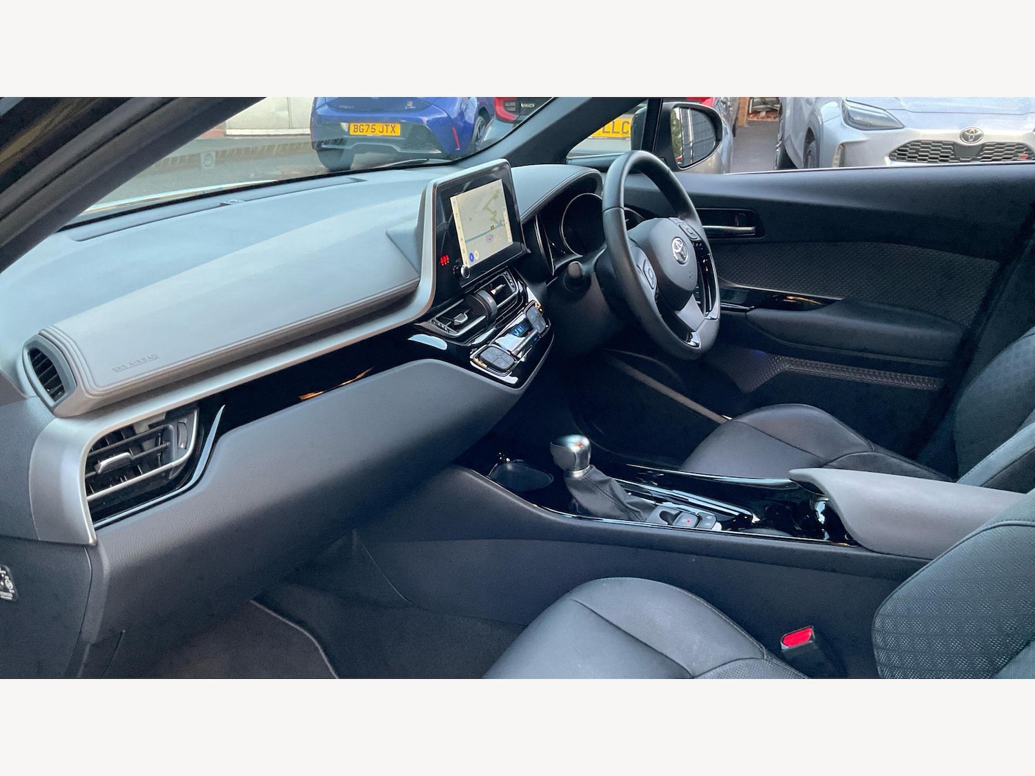 Used Toyota C-HR 2023 for sale - 77163182: Photo 12