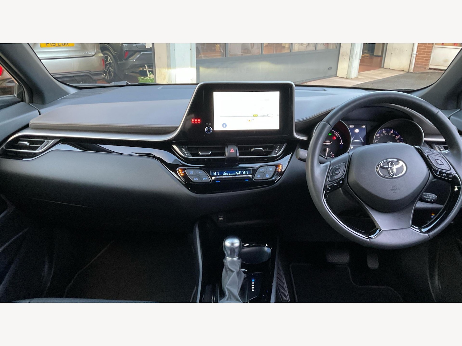 Used Toyota C-HR 2023 for sale - 77163182: Photo 7