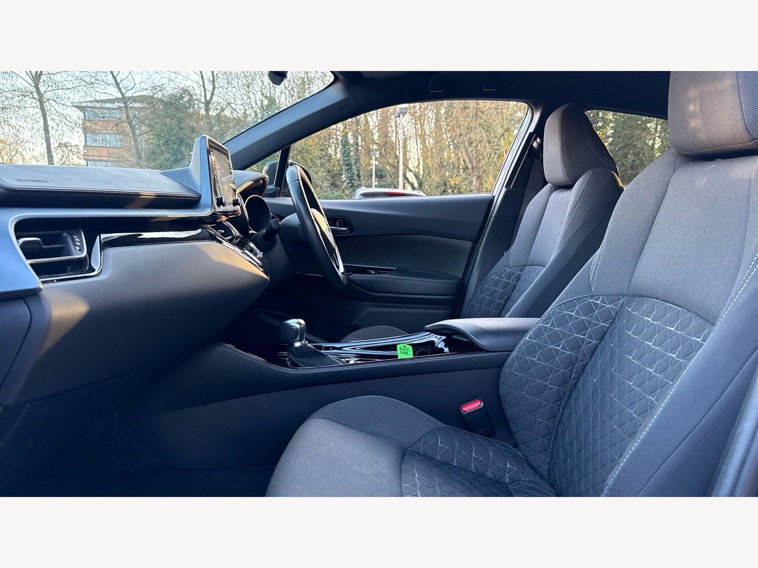 Used Toyota C-HR 2022 for sale - 77768748: Photo 12