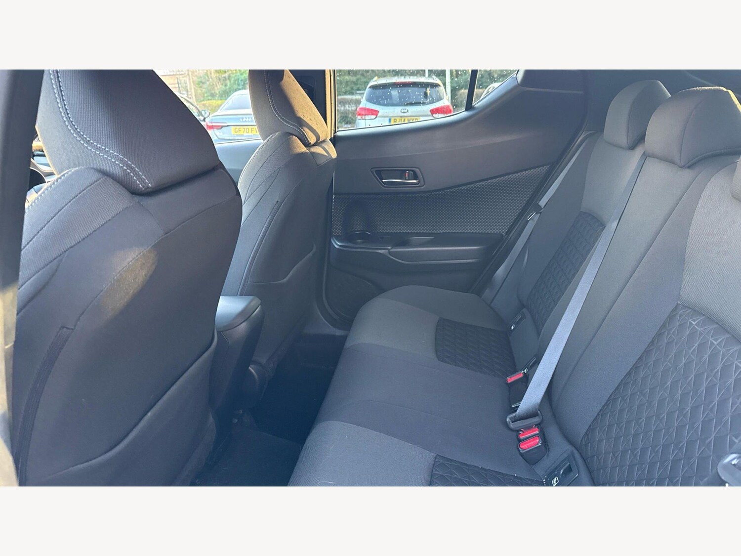 Used Toyota C-HR 2022 for sale - 77768748: Photo 15