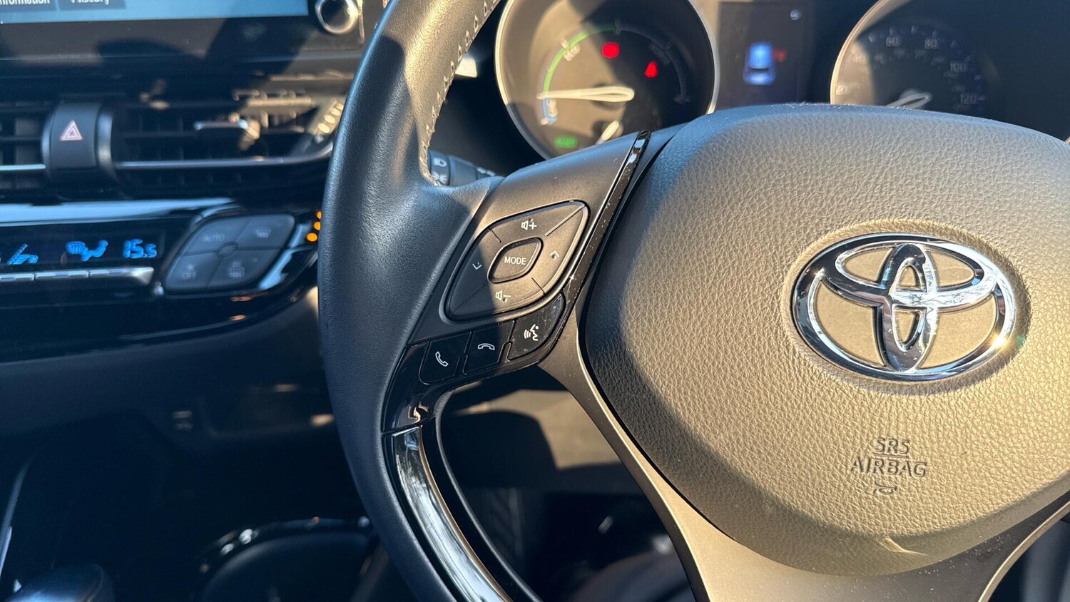 Used Toyota C-HR 2022 for sale - 77768748: Photo 39