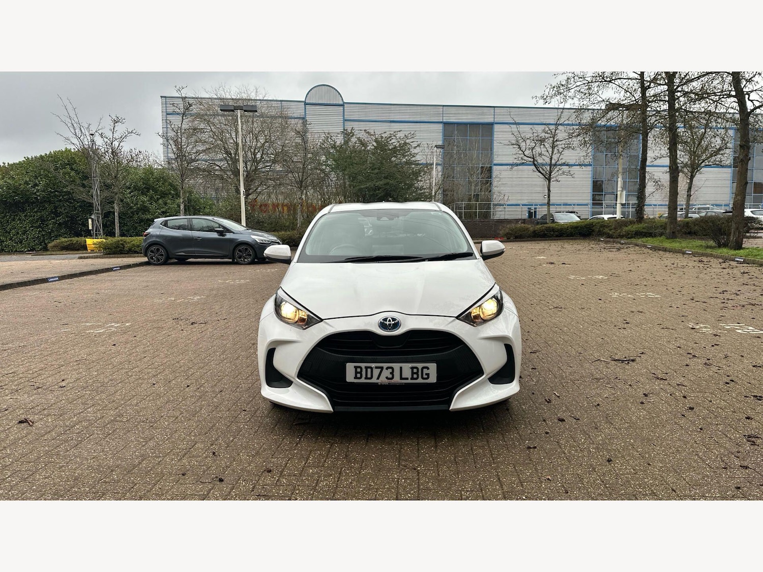 Used Toyota Yaris for sale - 77625704: Photo 17