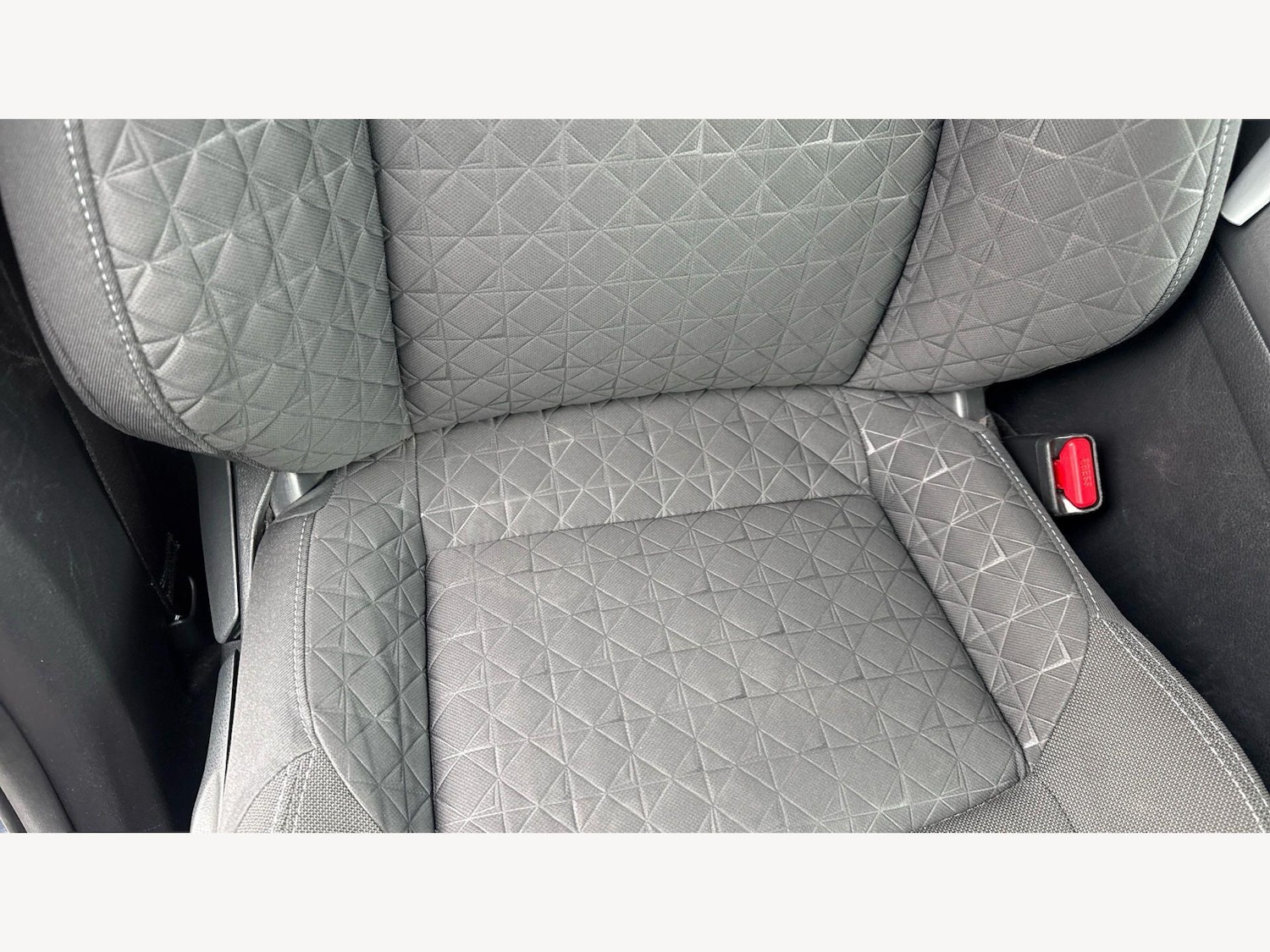 Used Toyota C-HR 2021 for sale - 78220157: Photo 16