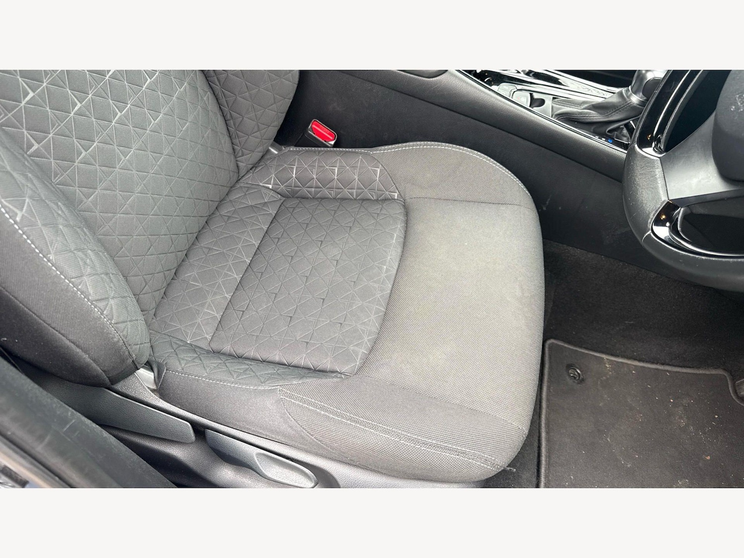 Used Toyota C-HR 2021 for sale - 78220157: Photo 19