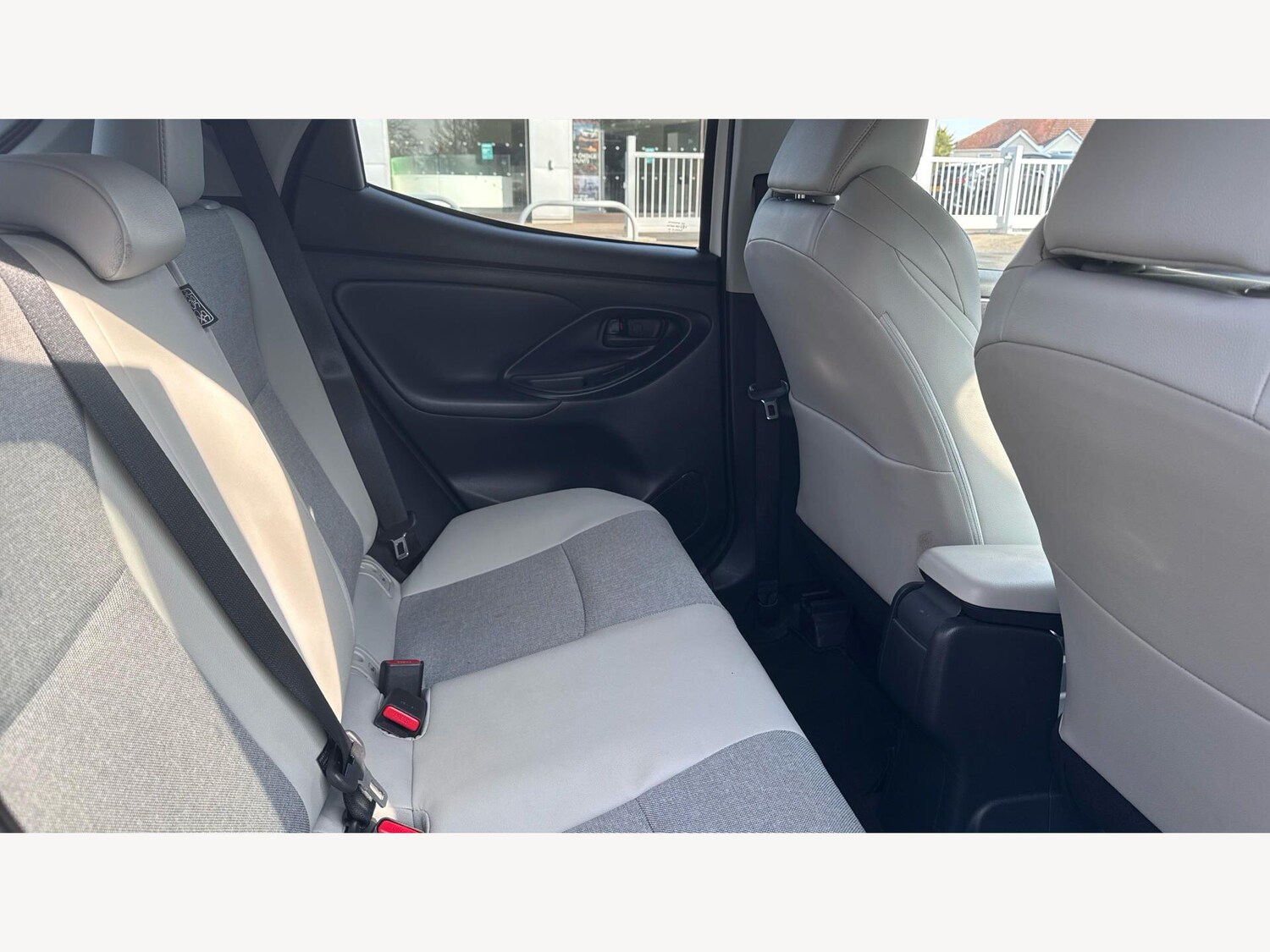 Used Toyota Yaris 2023 for sale - 78033871: Photo 14