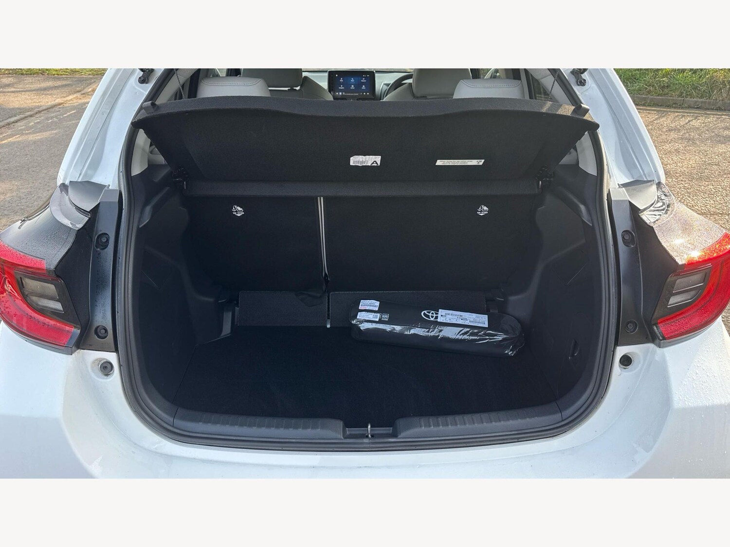 Used Toyota Yaris 2023 for sale - 78033871: Photo 16