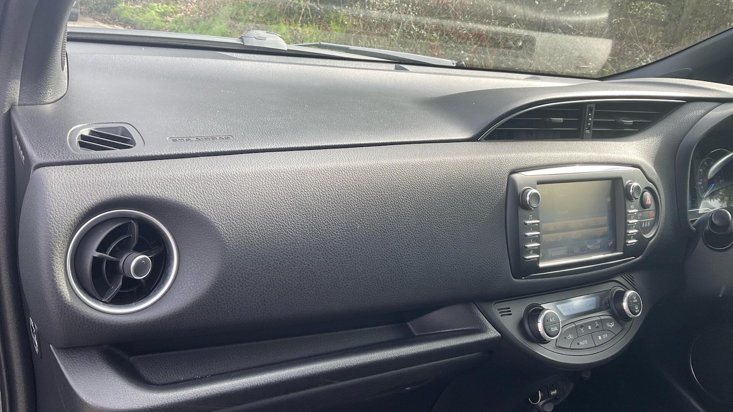 Used Toyota Yaris 2019 for sale - 78034120: Photo 32