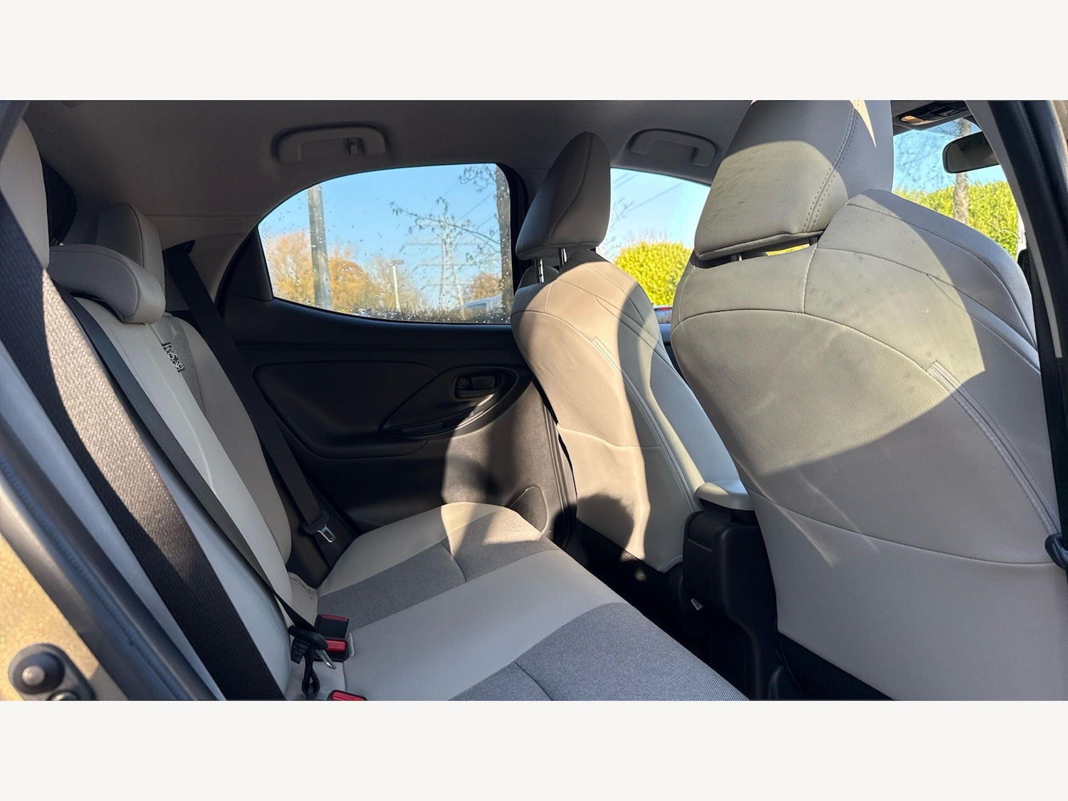 Used Toyota Yaris for sale - 77753982: Photo 14