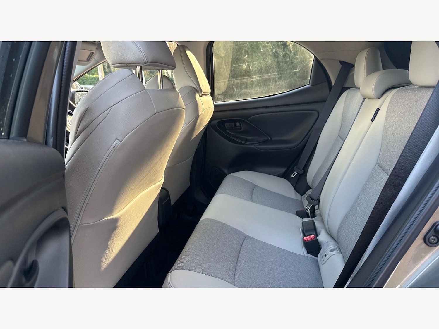 Used Toyota Yaris for sale - 77753982: Photo 15