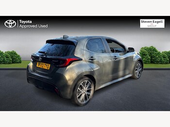 Used Toyota Yaris 2023 for sale - 77753982: Photo