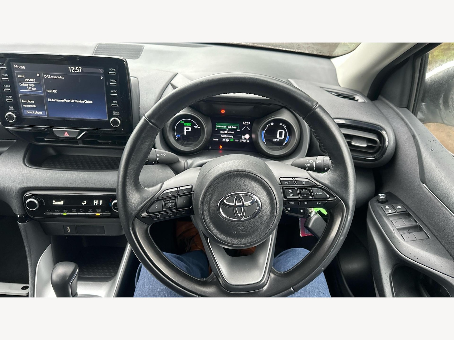 Used Toyota Yaris for sale - 77808280: Photo 10