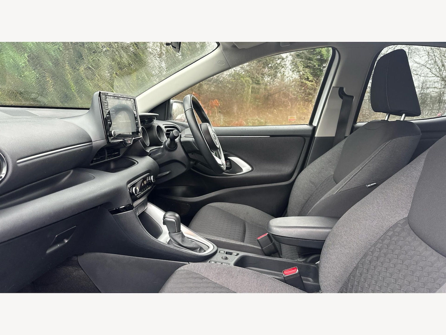 Used Toyota Yaris for sale - 77808280: Photo 12